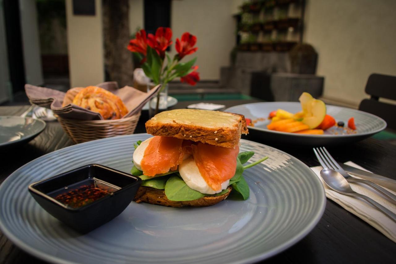 Antigua Trece Hotel Fusion กัวนาฮัวโต ภายนอก รูปภาพ